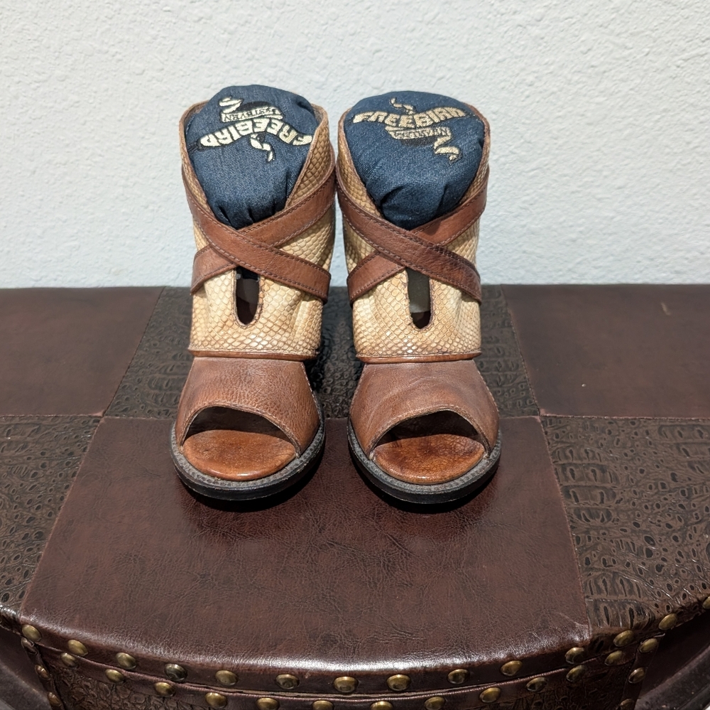 Freebird RATTLE Bootie Size 8 - Picture 11 of 13